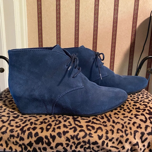 nine west blue suede booties